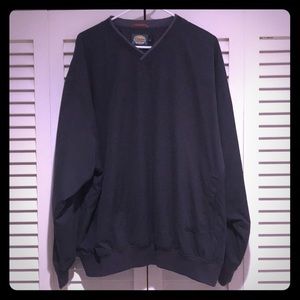 Cabelas brand men’s pullover top